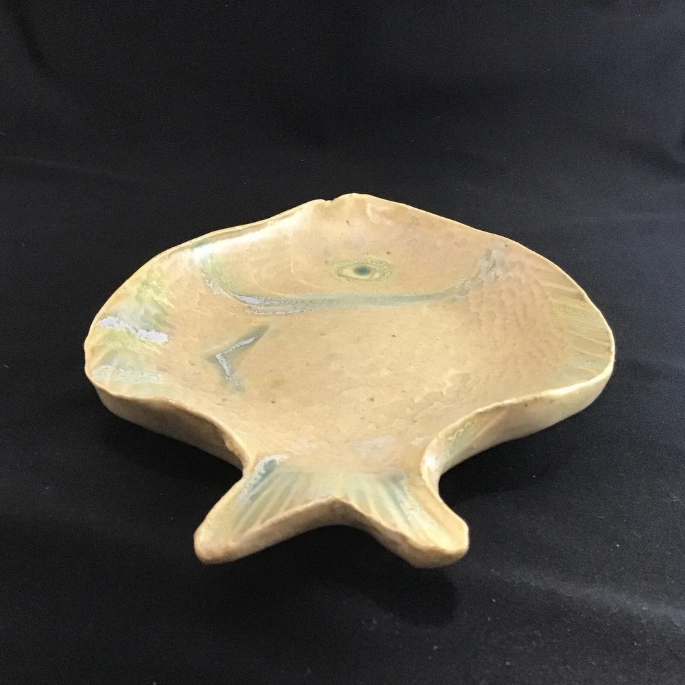Barn Hill Pottery Chatham Cape Cod Fish Plate Nuetrals Blues Trinket Serving 7